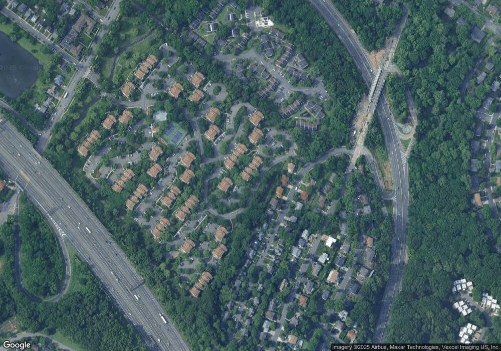 9 Squire Ct, Englewood, NJ 07631 - photo 1