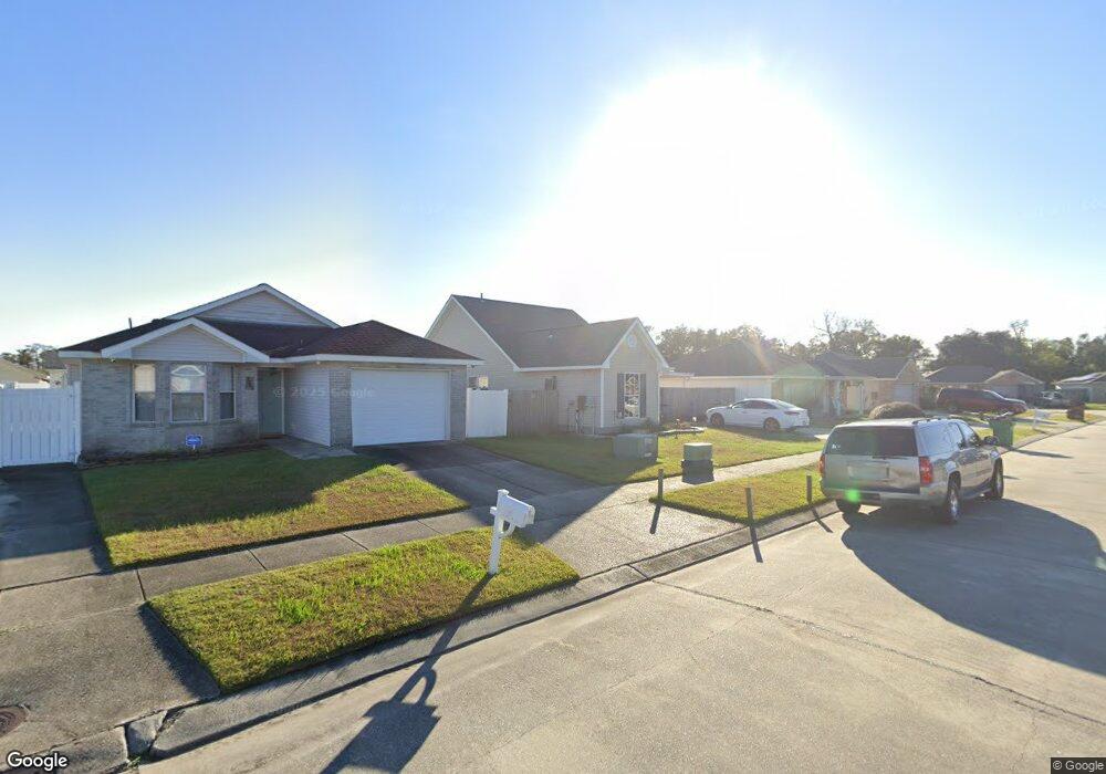 2717 Bayou Vista Dr, Marrero, LA 70072 - photo 1