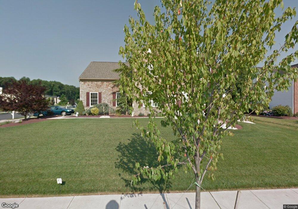 1262 Crofton Dr, Bethlehem, PA 18017 - photo 1