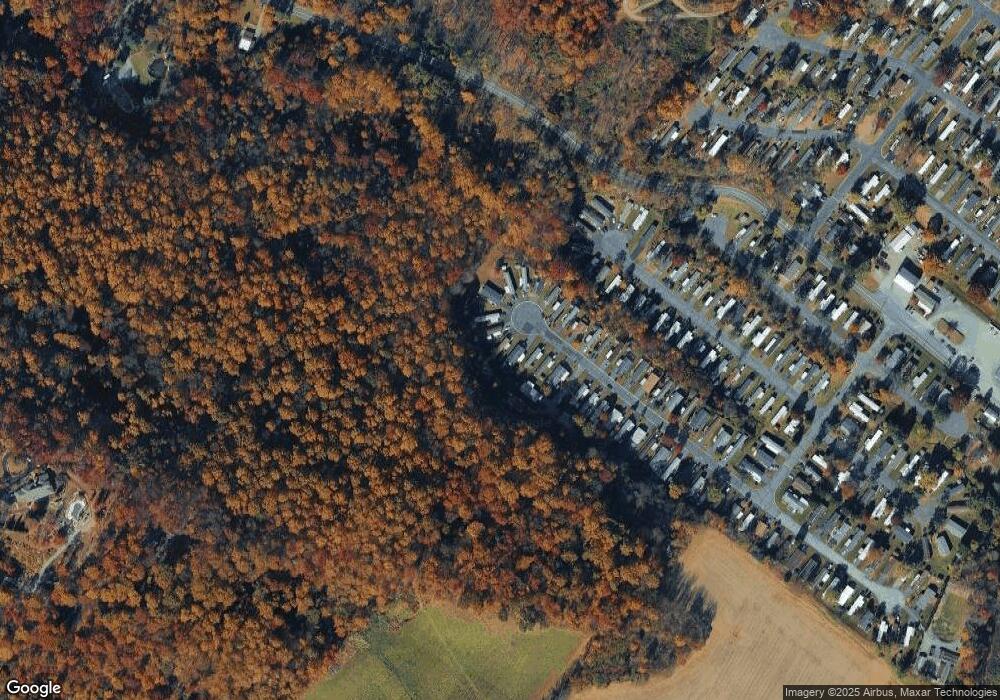 306 Ashford Ln, Hereford, PA 18056 - photo 1