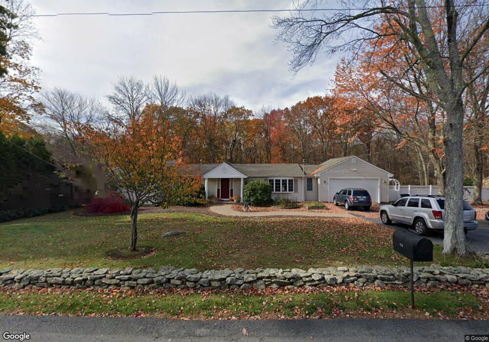 43 E Lantern Rd, Smithfield, RI 02917 - photo 1