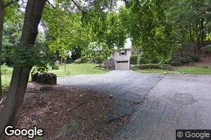37 Buckingham Rd, Worcester, MA 01605