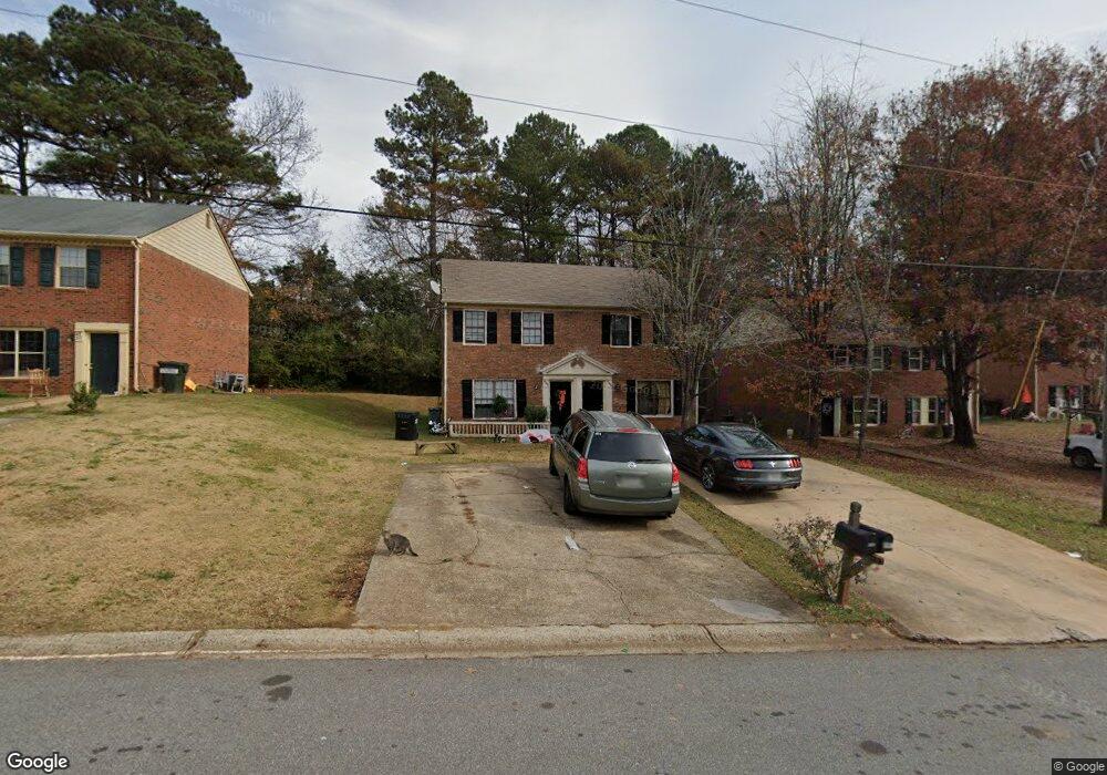 4247 Dejohns Way unit 13, Buford, GA 30518 - photo 1