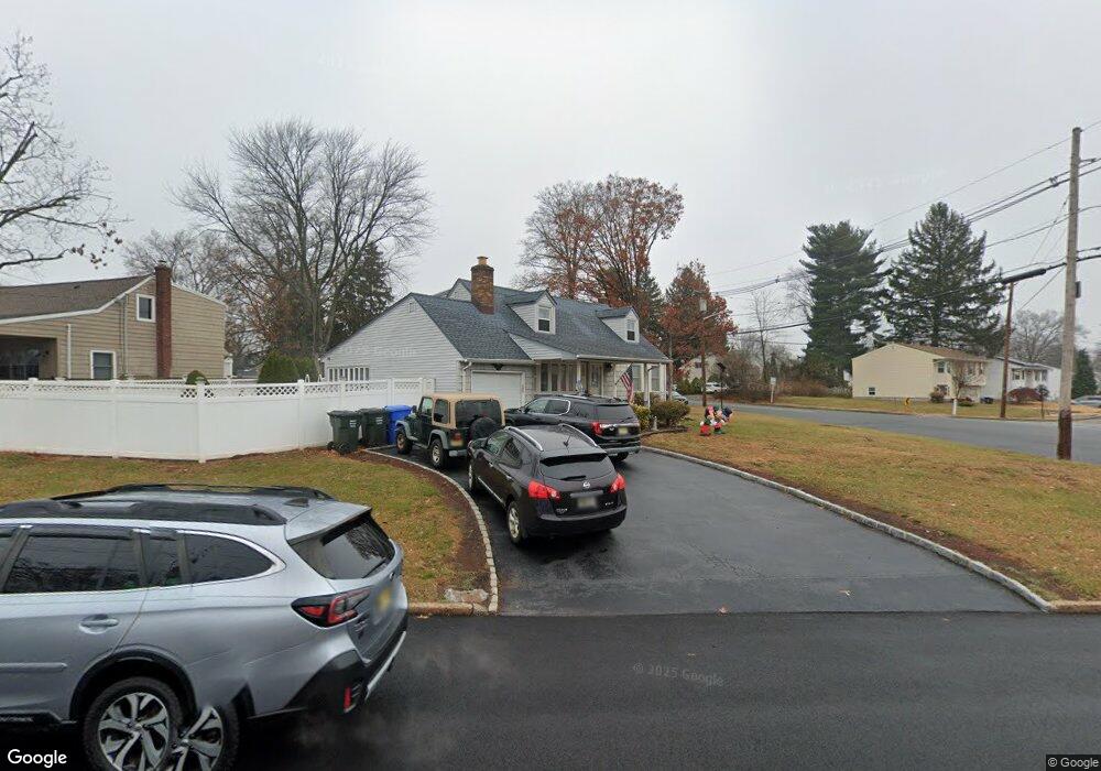 2 Tanglewood Ln, Colonia, NJ 07067 - photo 1