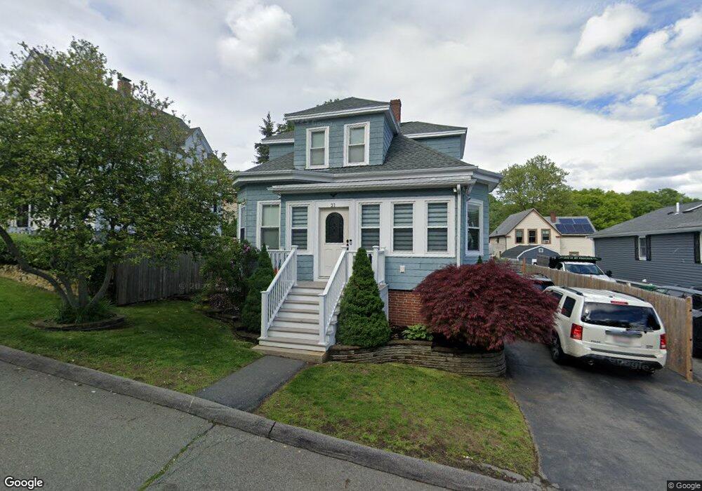 21 Spruce St, Lynn, MA 01905 - photo 1