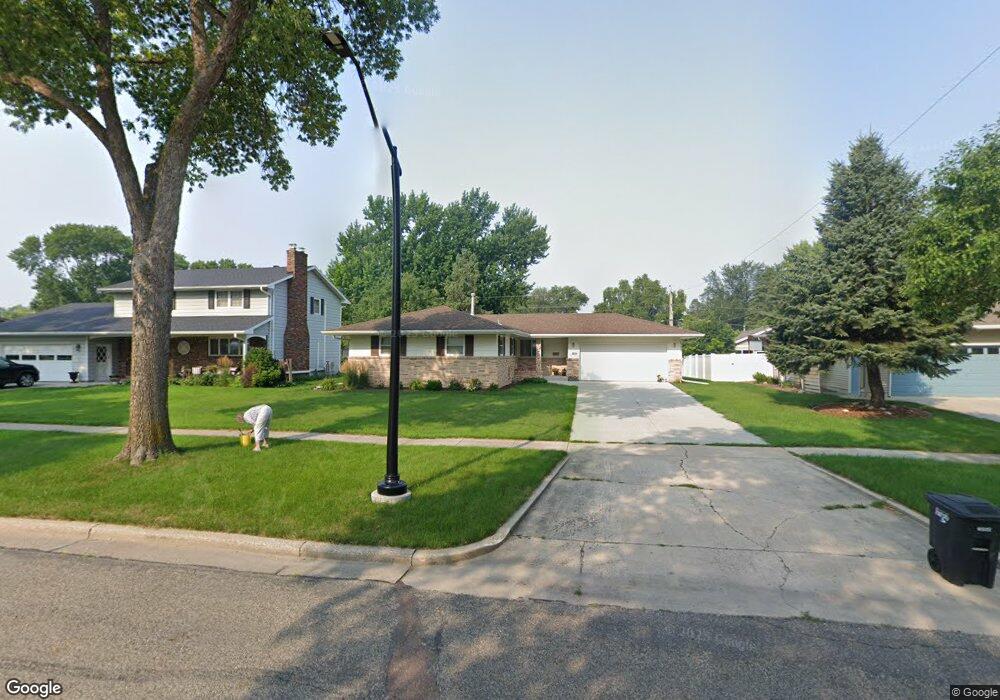 2310 Evergreen Rd N, Fargo, ND 58102 - photo 1