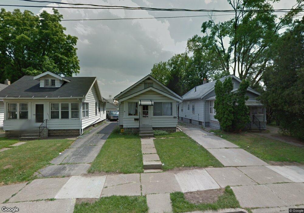 2057 Fairfax Rd, Toledo, OH 43613 - photo 1