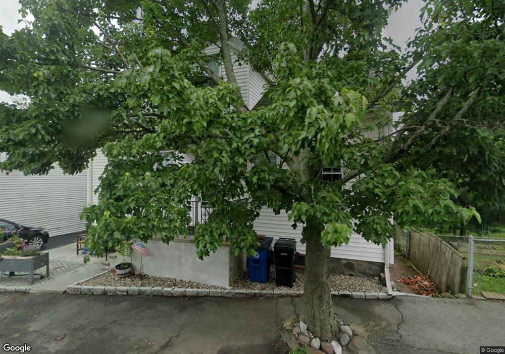 22 Crescent St, Swampscott, MA 01907 - photo 1