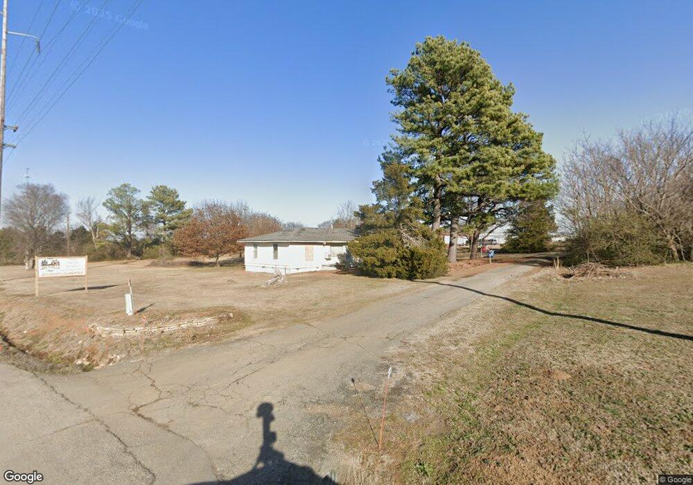 200 Rr 4, Eufaula, OK 74432 - photo 1