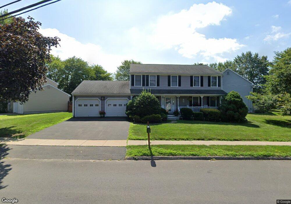 15 Nemergut Dr, Stratford, CT 06614 - photo 1