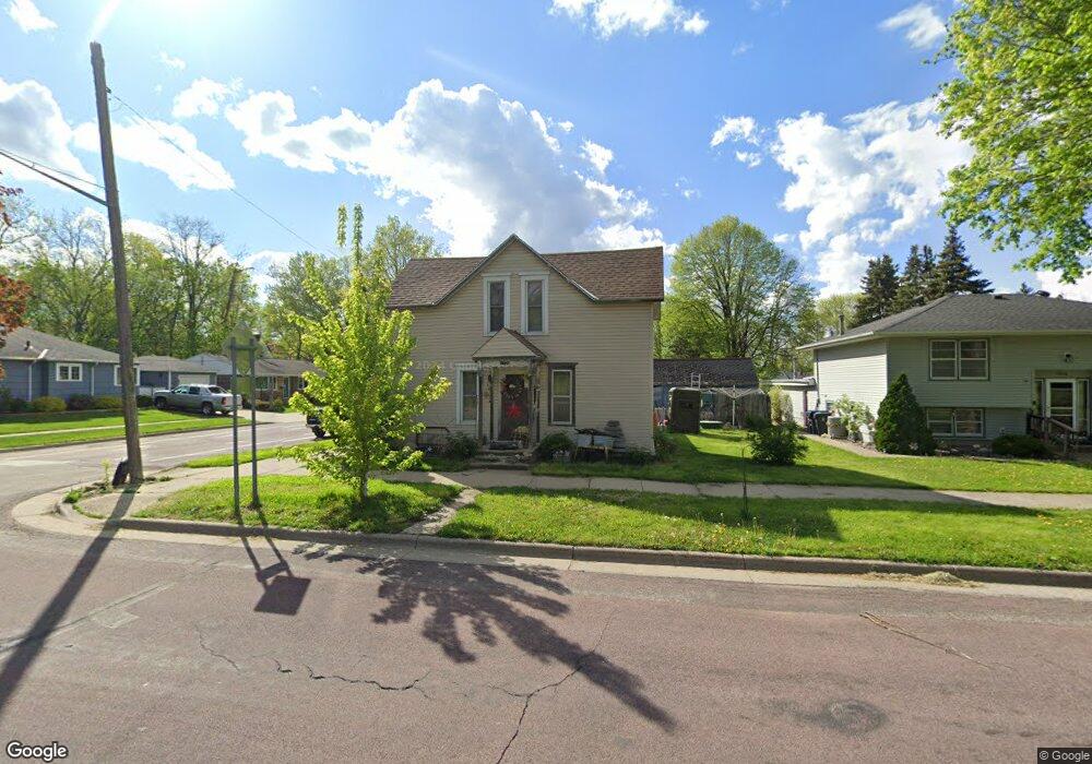 1704 N 4th St, Mankato, MN 56001 - photo 1