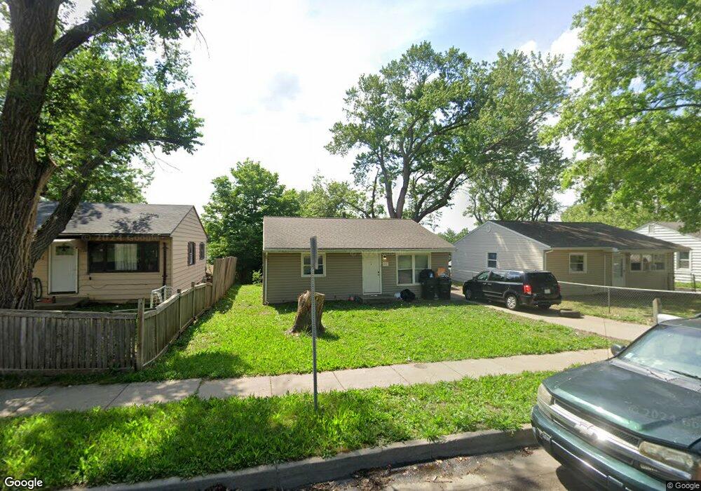 3137 SE Fremont St, Topeka, KS 66605 - photo 1