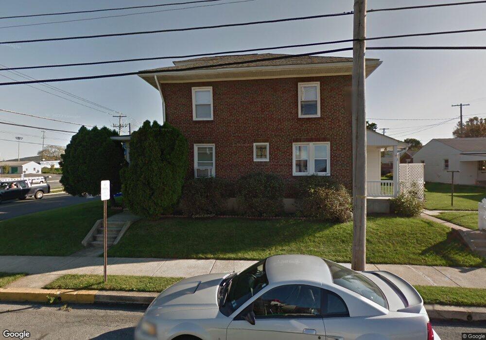 816 E Bellevue Ave, Reading, PA 19605 - photo 1