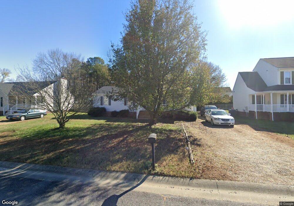 5549 Cypressleaf Dr, North Chesterfield, VA 23234 - photo 1