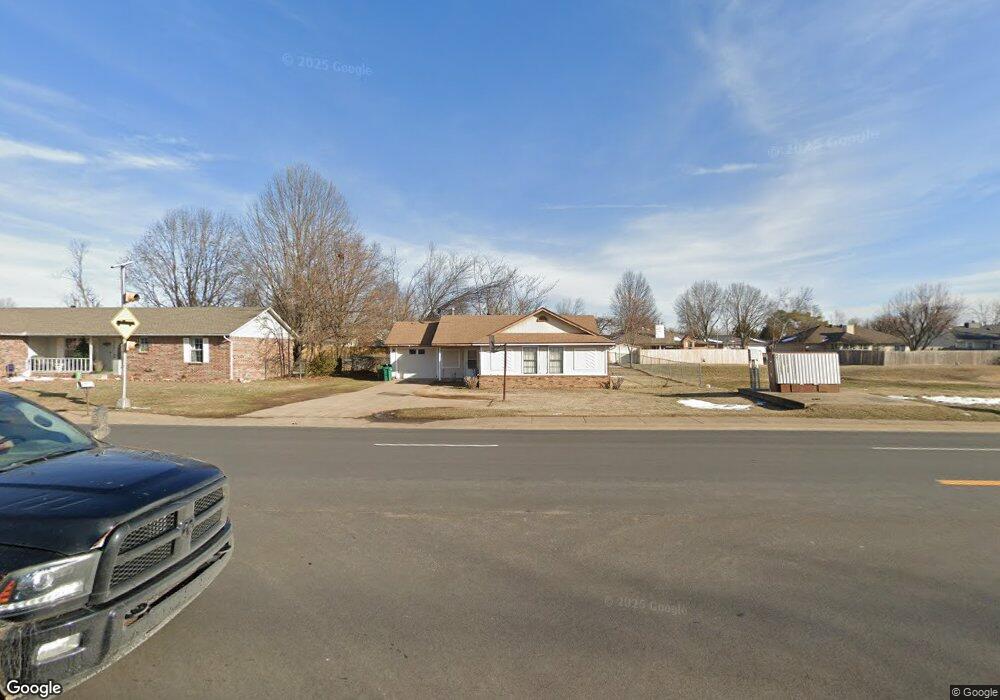 1513 W New Hope Rd, Rogers, AR 72758 - photo 1