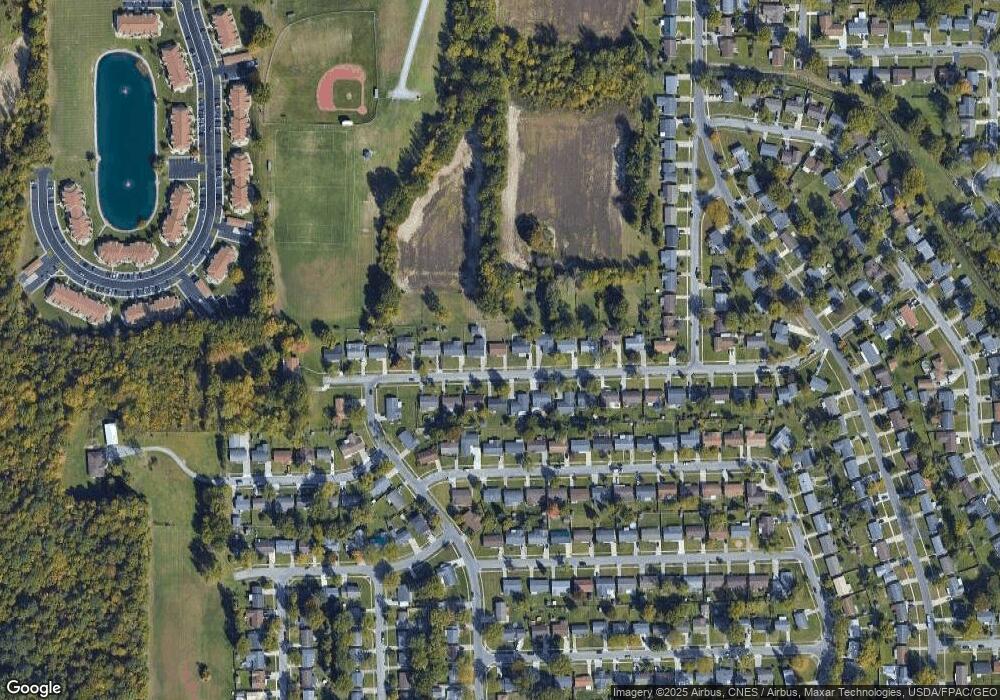 744 Lewis Blvd, Lima, OH 45801 - photo 1