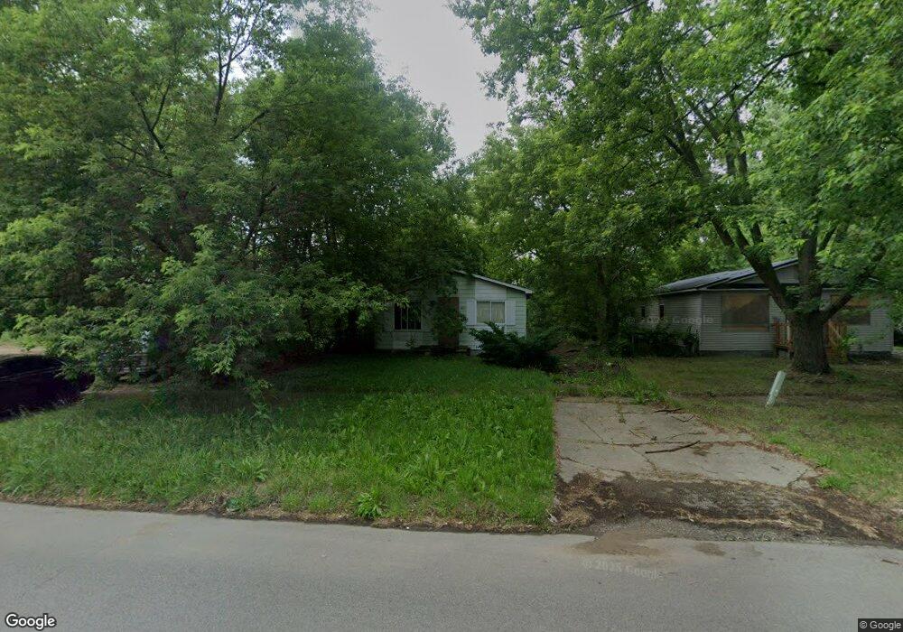 2813 E Pierson Rd, Flint, MI 48506 - photo 1