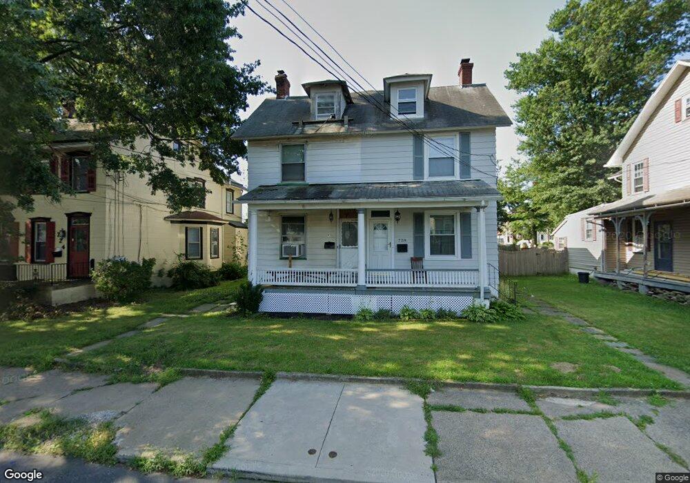 726 W Broad St, Quakertown, PA 18951 - photo 1
