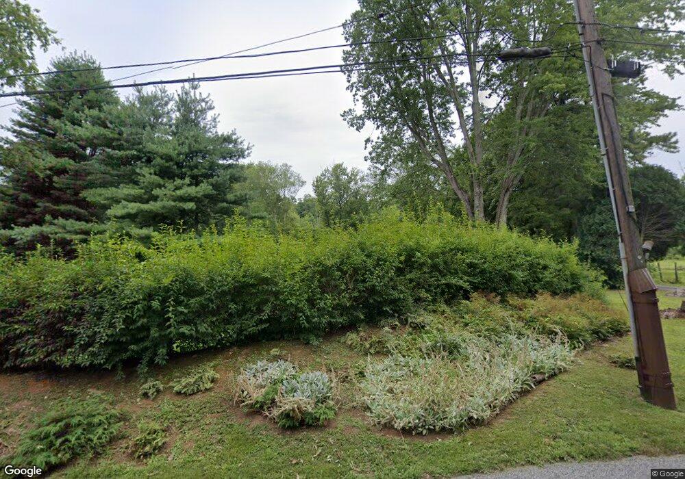 39 Locksley Rd, Glen Mills, PA 19342 - photo 1