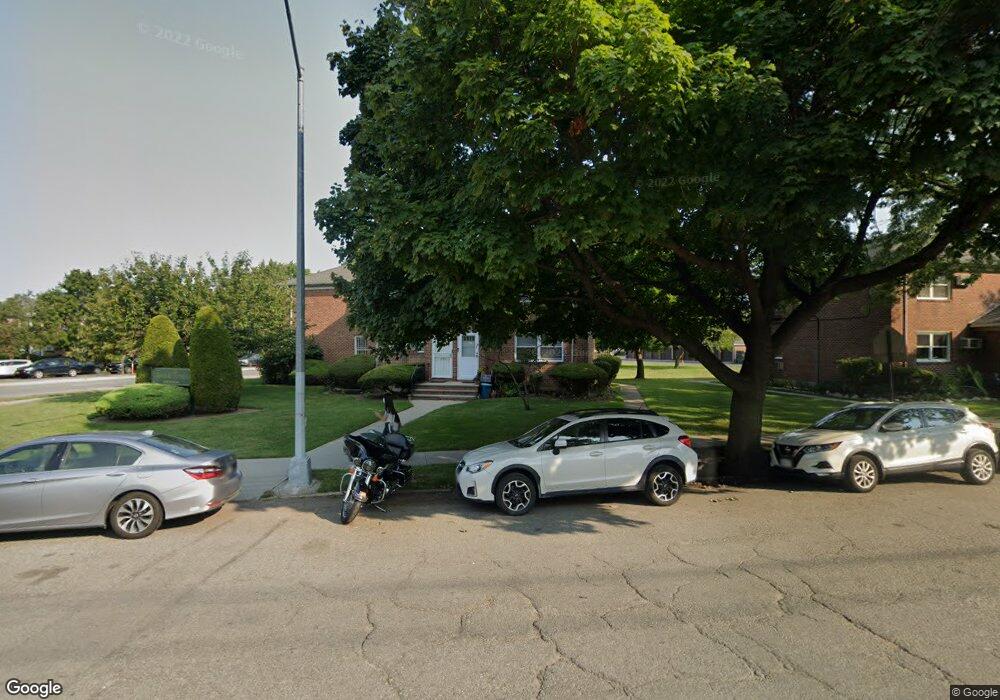 18203 58th Ave unit B, Fresh Meadows, NY 11365 - photo 1