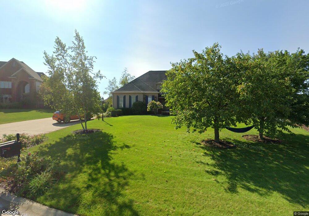 N65W12887 Crimson Ct, Menomonee Falls, WI 53051 - photo 1