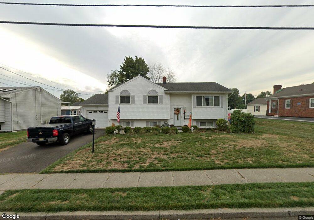 105 Cindy Ct, Middlesex, NJ 08846 - photo 1