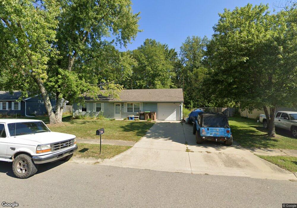 1553 Brookside Dr, Columbus, IN 47201 - photo 1