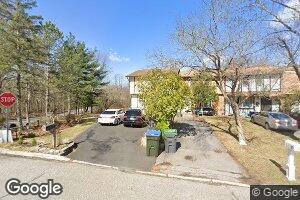 1 Black Stallion Ct, Middletown, NY 10940