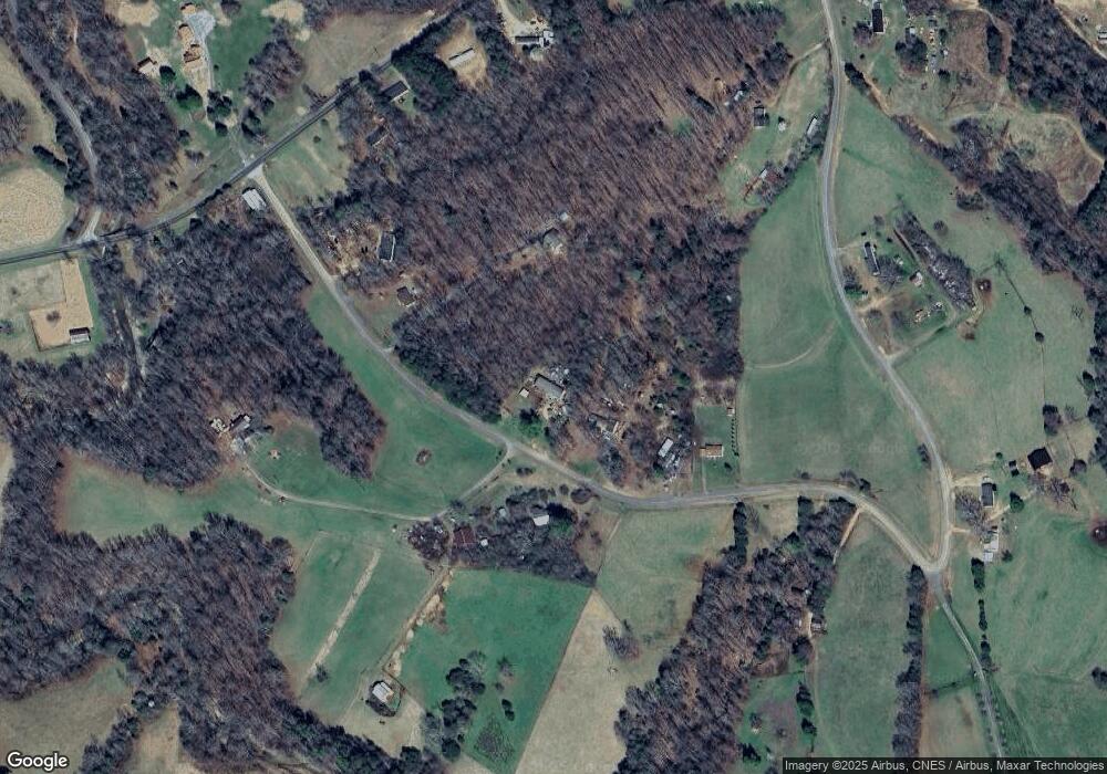 290 Shoemaker Farm Rd, Statesville, NC 28625 - photo 1