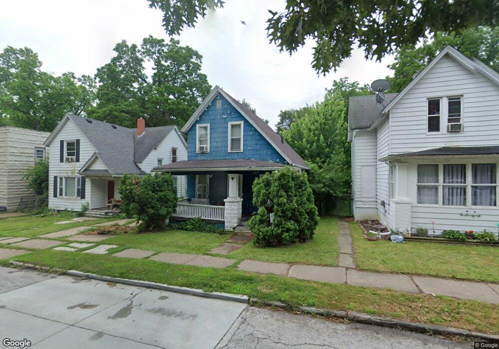 1109 E 15th St, Davenport, IA 52803 - photo 1