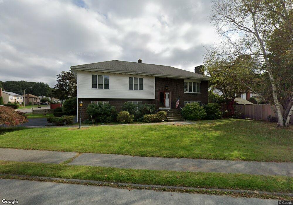 2 Tedford Dr, Stoneham, MA 02180 - photo 1