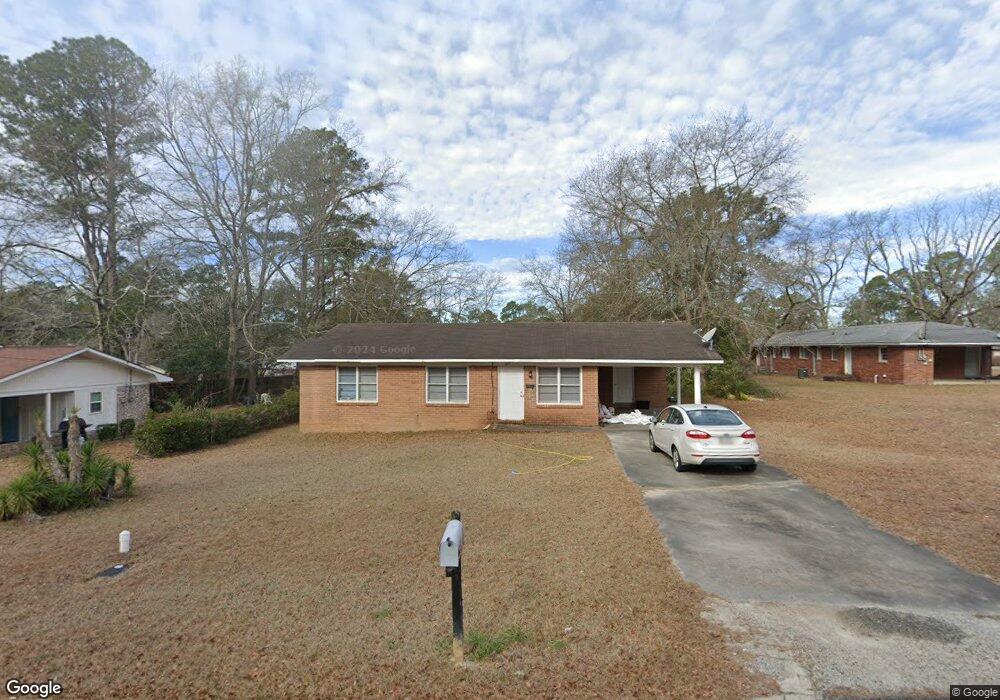 903 903 Arnau St, Vidalia, GA 30474 - photo 1