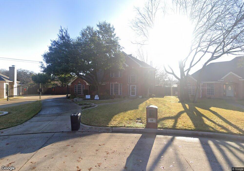 1616 Green Tree Dr, Hurst, TX 76054 - photo 1