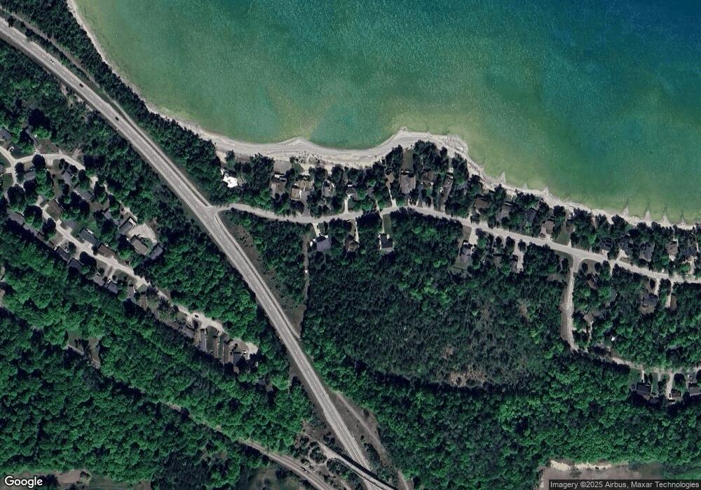 7500 9 Mile Point Dr, Charlevoix, MI 49720 - photo 1