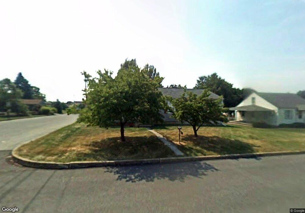 2202 N 3rd Ave, Whitehall, PA 18052 - photo 1