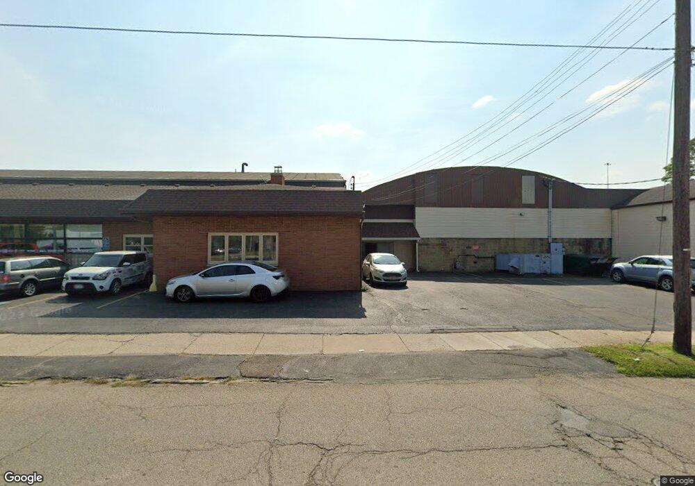 216 Navarre Rd SW, Canton, OH 44707 - photo 1