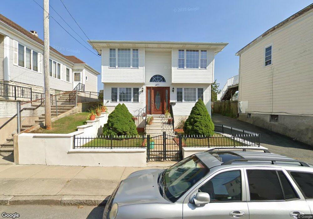 223 Plain St, Fall River, MA 02723 - photo 1