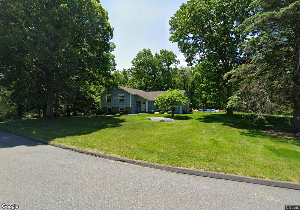 15 Twin Circle Dr, Trumbull, CT 06611 - photo 1