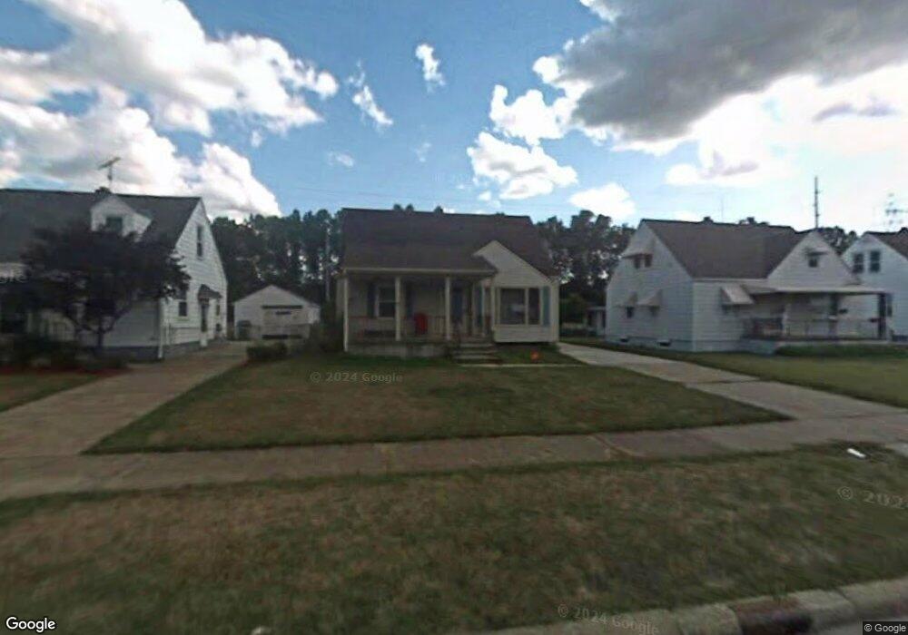 2438 E 35th St, Lorain, OH 44055 - photo 1