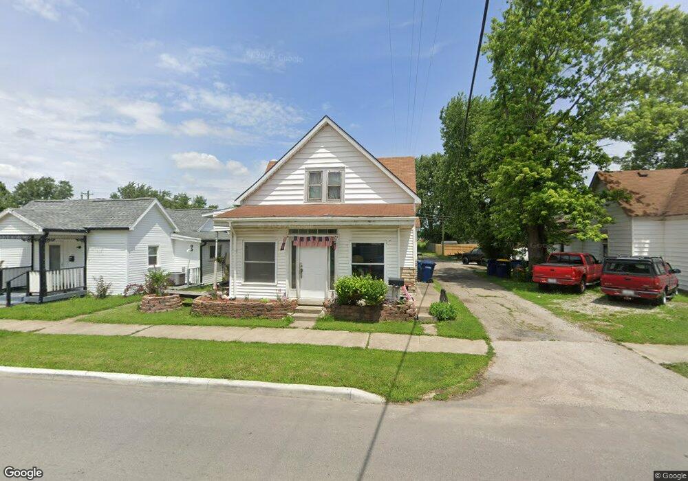 205 W 2nd St, Sheridan, IN 46069 - photo 1