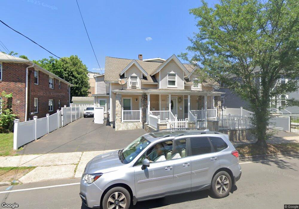 401 Blake St, New Haven, CT 06515 - photo 1