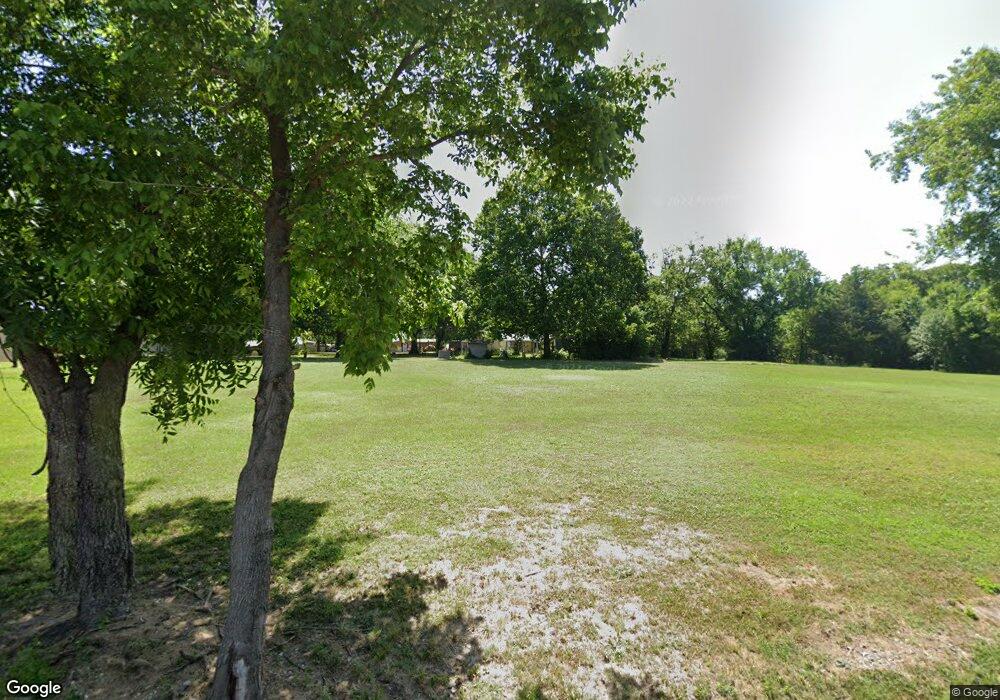 104 Reich St, Bonham, TX 75418 - photo 1