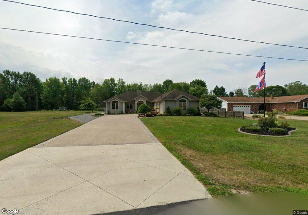 2714 Homeyer Rd, North Tonawanda, NY 14120 - photo 1