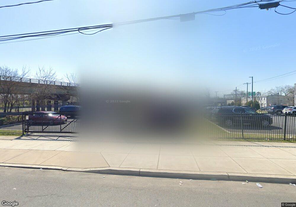 814 Chestnut St, Camden, NJ 08103 - photo 1