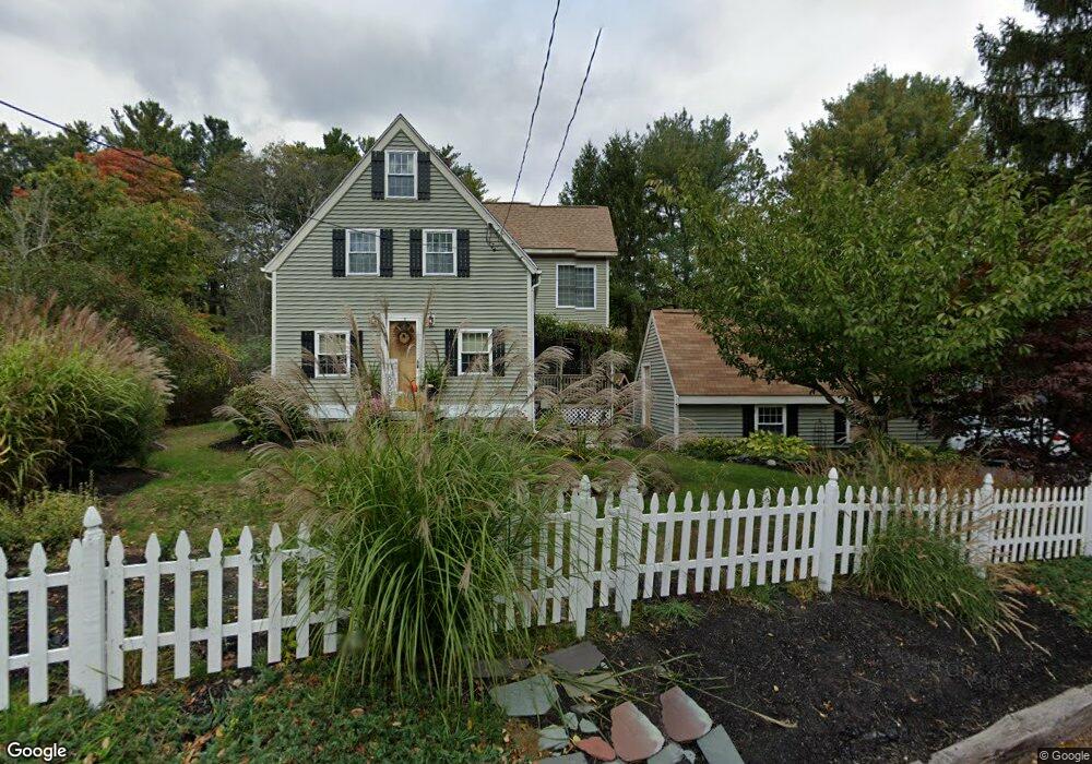 73 Crescent St, Hanson, MA 02341 - photo 1