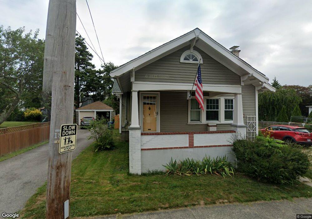 146 Gibbs Ave, Newport, RI 02840 - photo 1