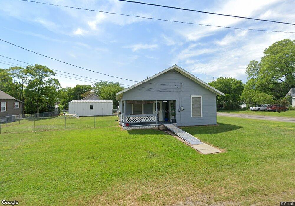 1125 Hancock St, Gainesville, TX 76240 - photo 1