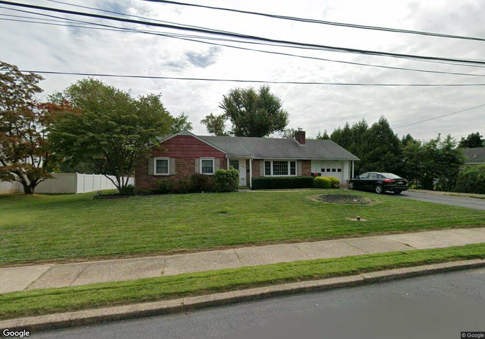 603 Knoll Dr, Lansdale, PA 19446 - photo 1