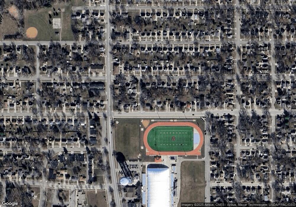 1320 4th Ave NW, Austin, MN 55912 - photo 1