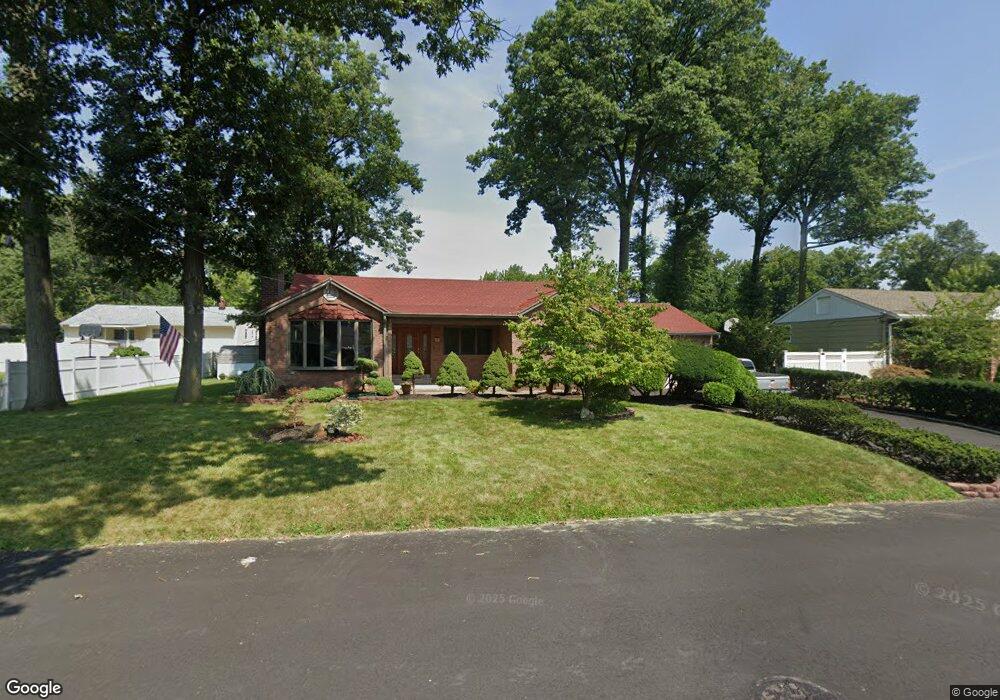 255 E Arthur Place, Iselin, NJ 08830 - photo 1